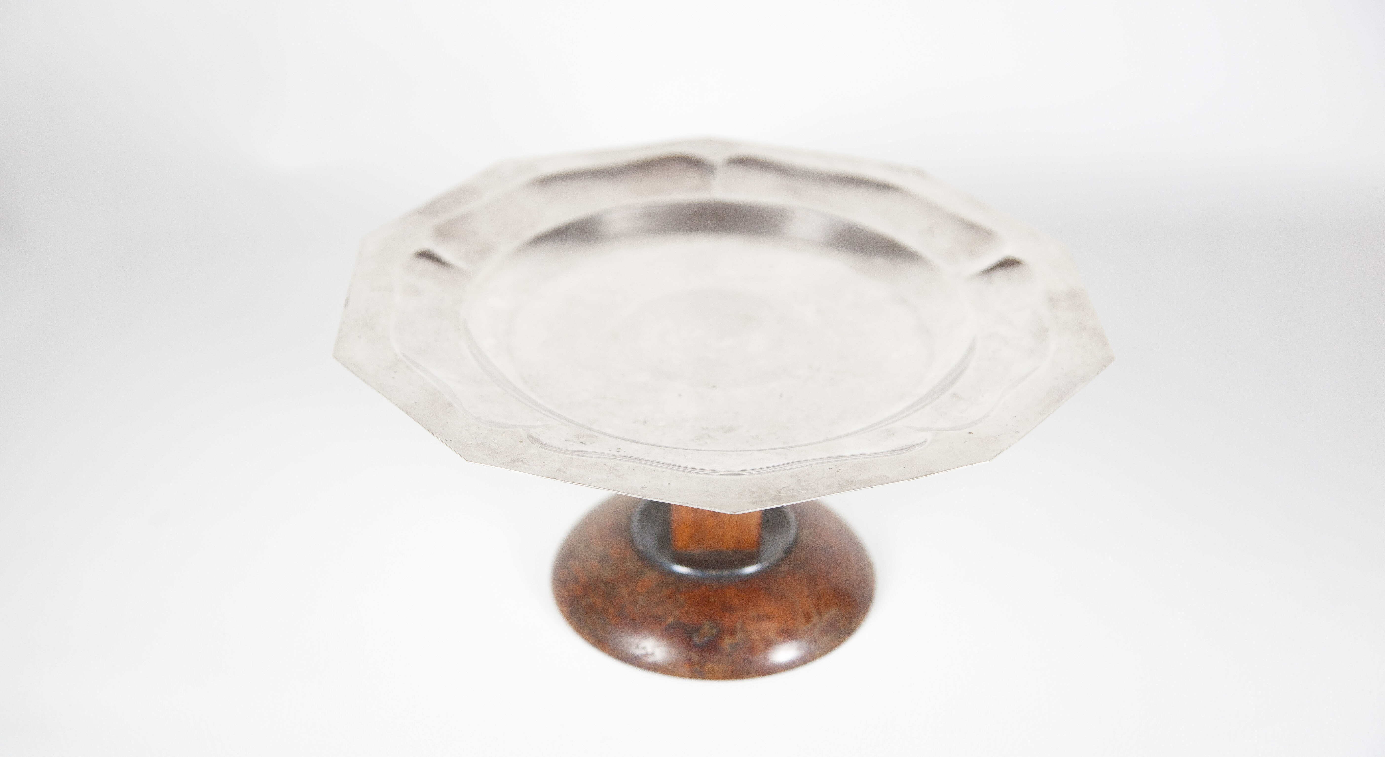 Art Deco cup