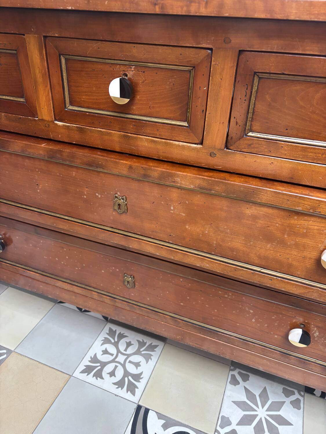 Directoire commode - Louis XIV period