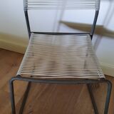 Chaise en fil scoubidou années 90