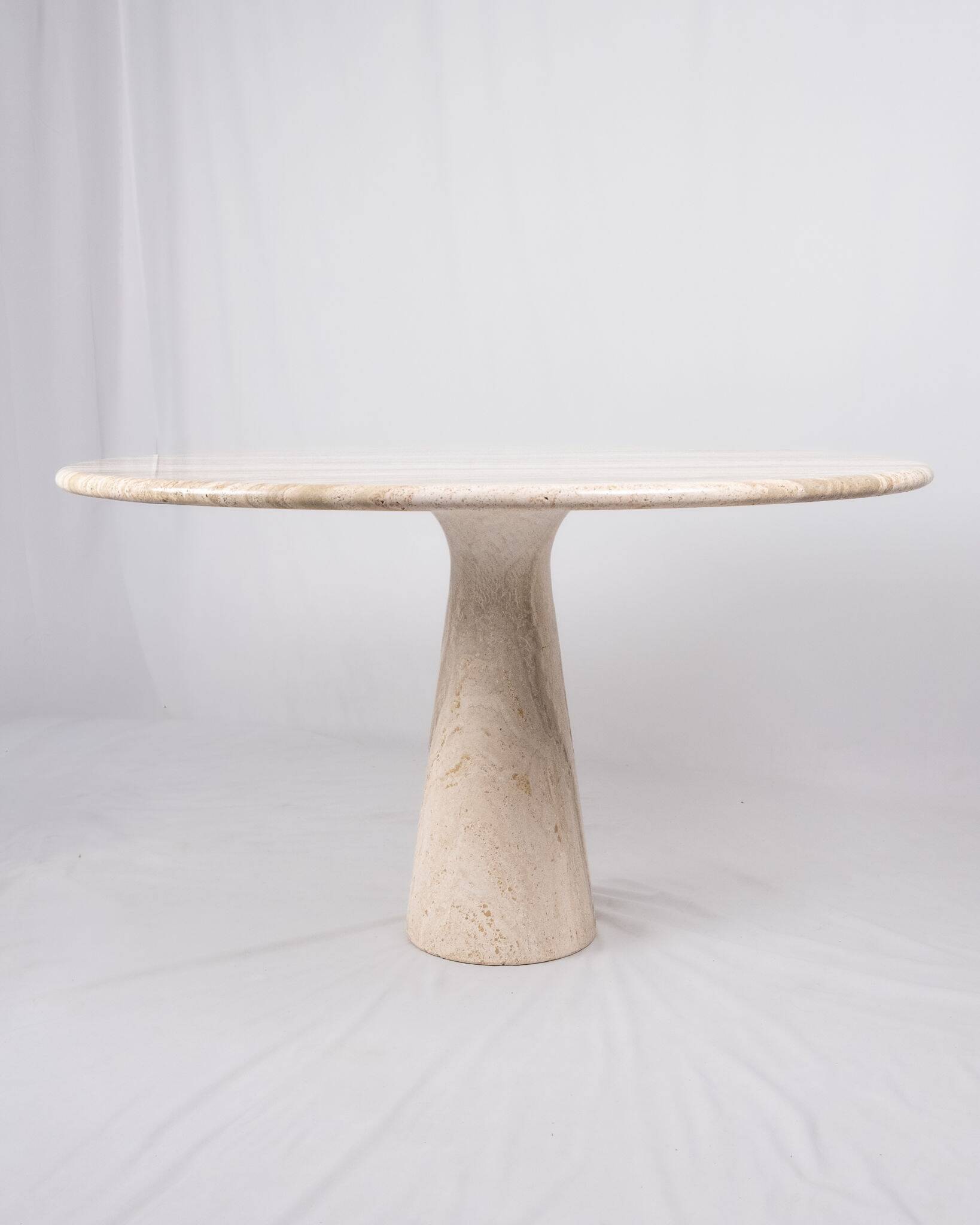 Pedestal dining table in travertine, Stone International, Italy, 1970s