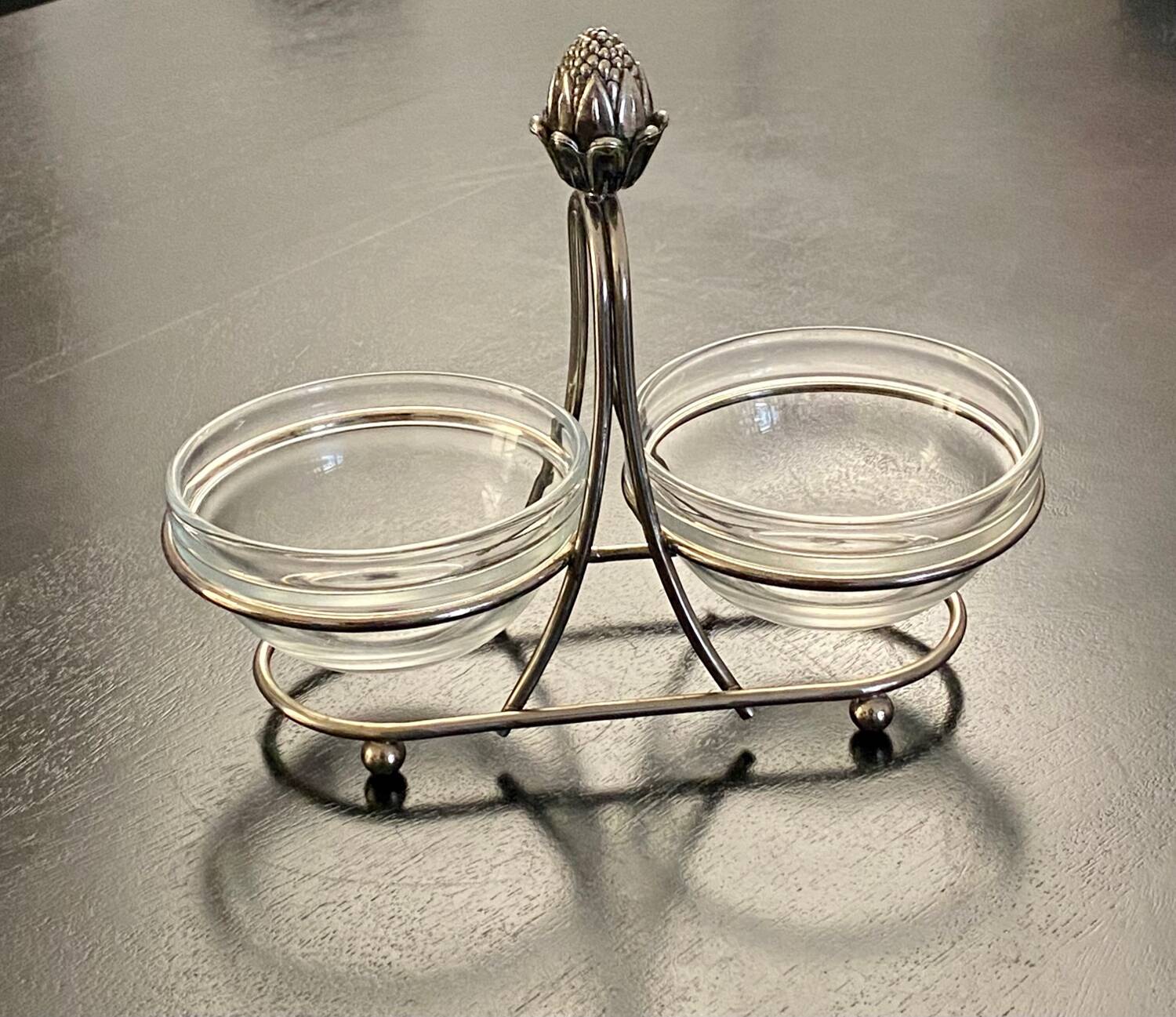 1 old aperitif server in metal and glass