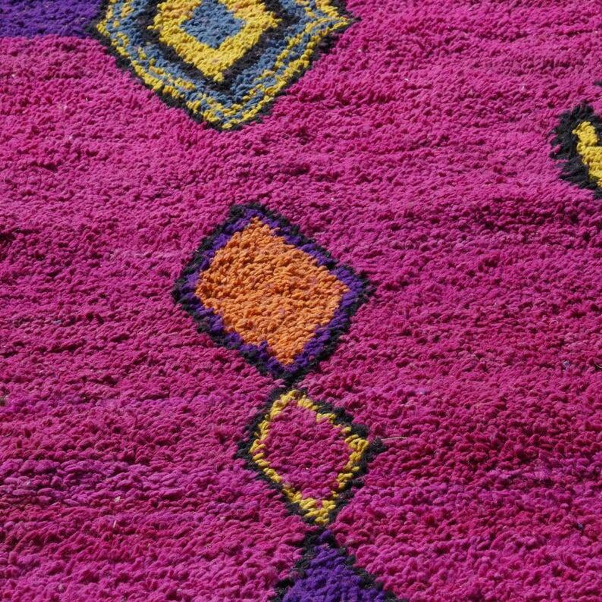 Handmade Moroccan rug 250cm x 150cm
