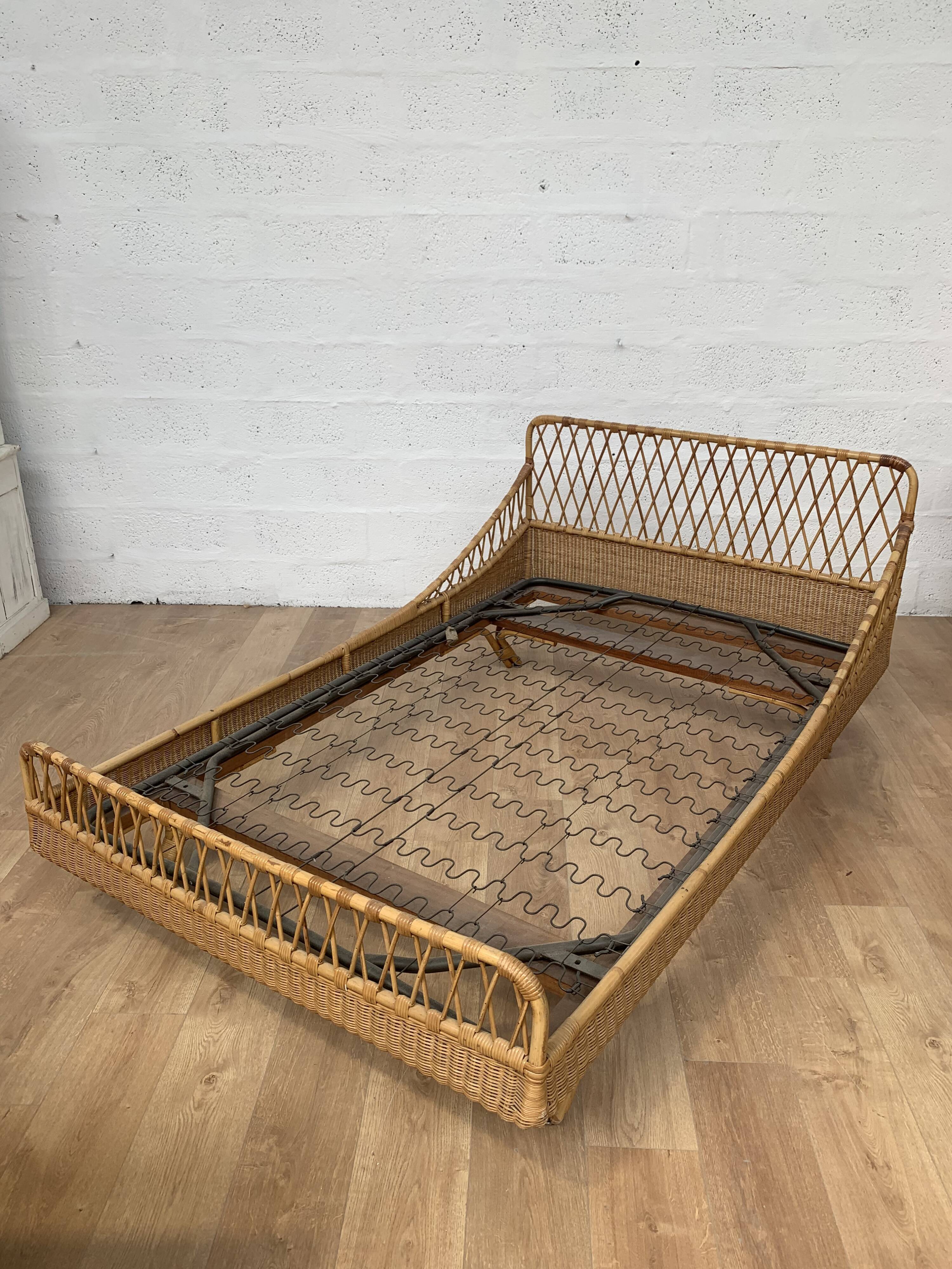 Rattan bed 60s