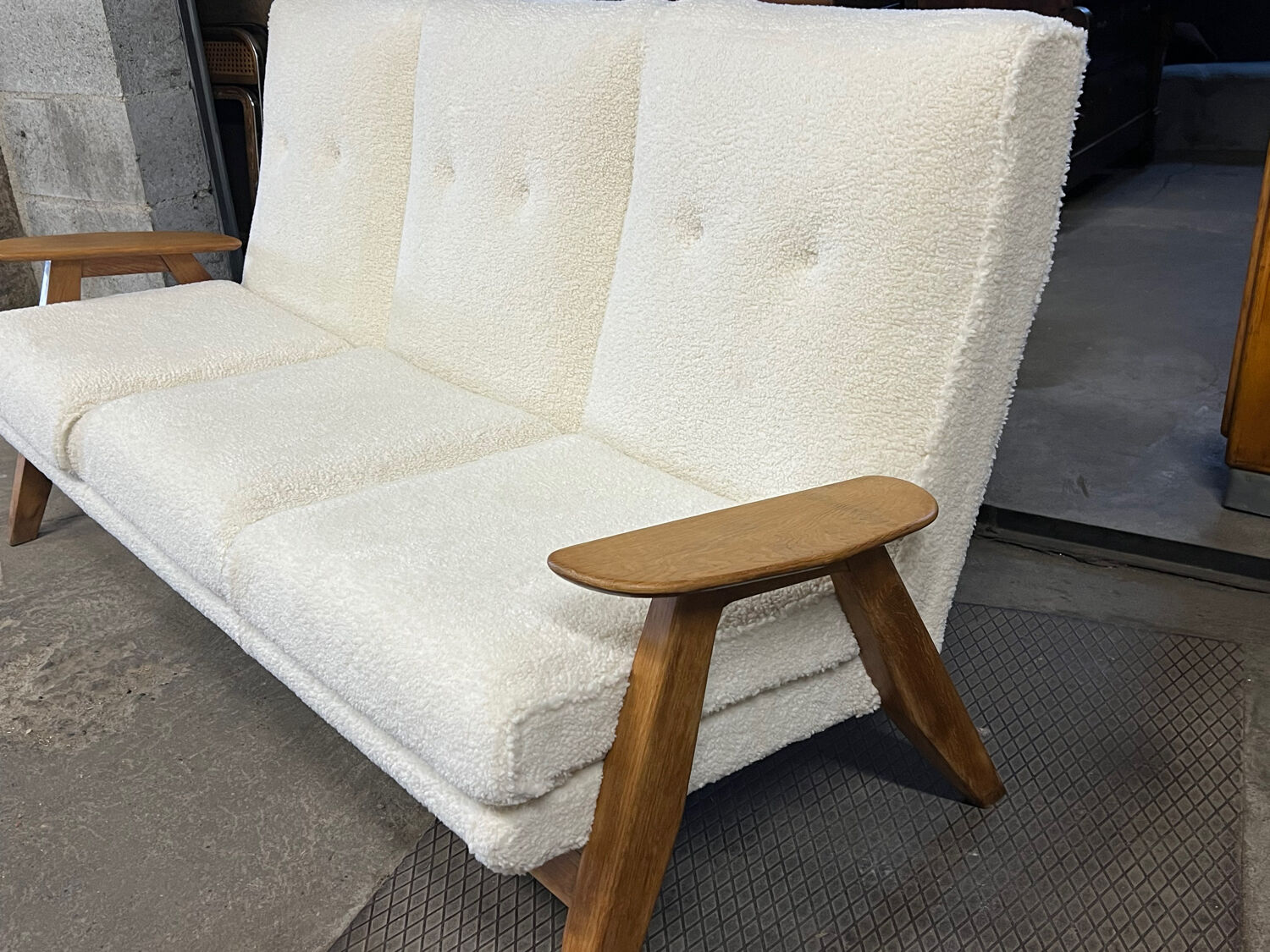 Canape SK 640 Design de Pierre Guariche Steiner année 1950