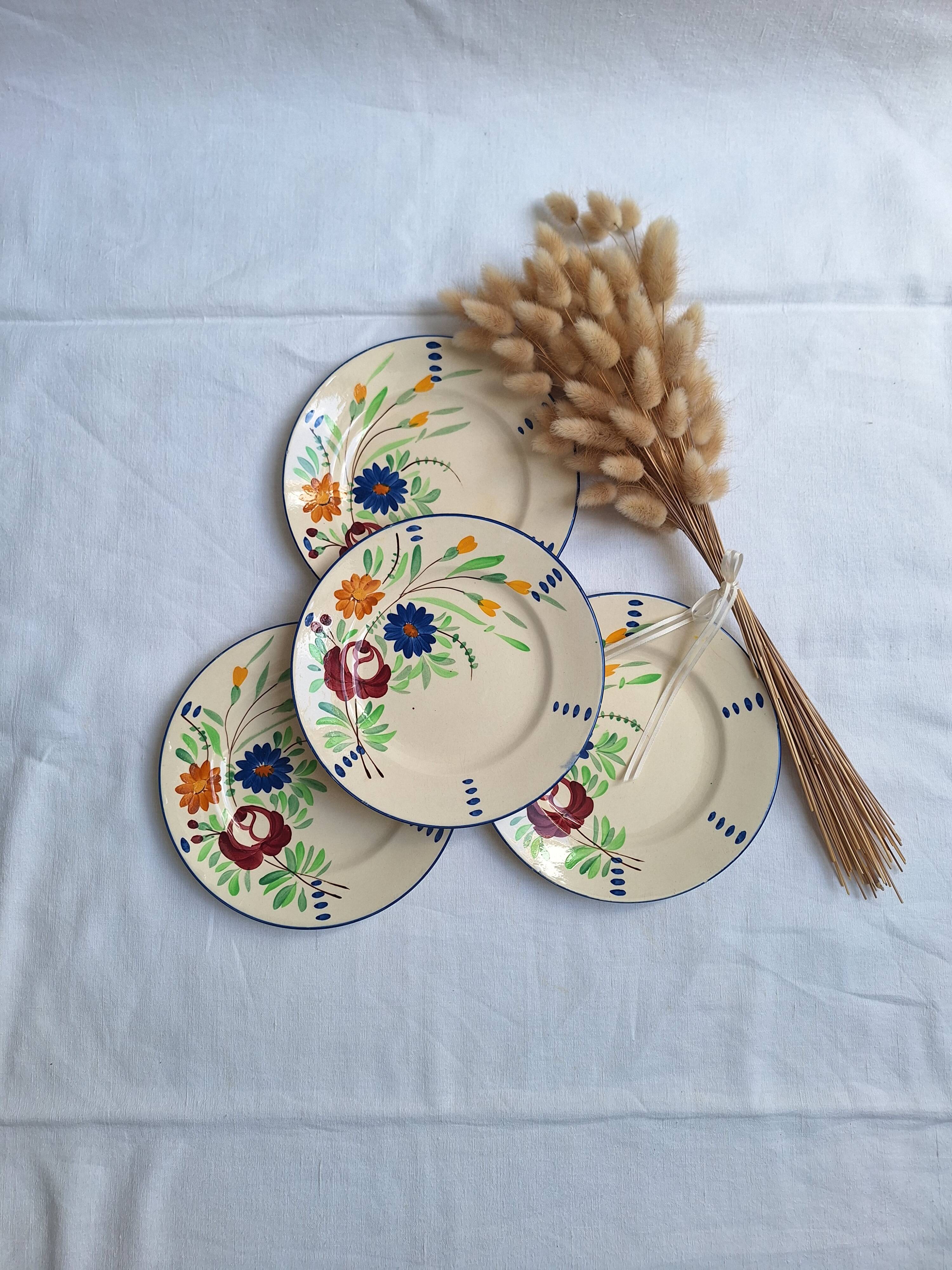 Longchamp dessert plates