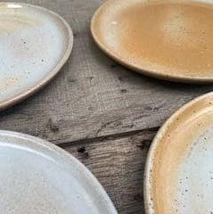 Dessert plates in Grès du Marais