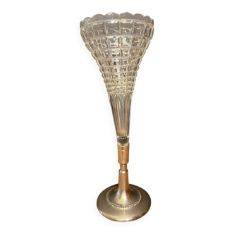 Vase cornet, bouquetière en cristal taillé (très certainement baccarat, saint louis...)