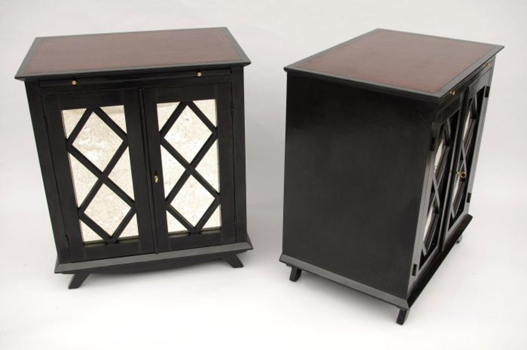 Paire de buffets en laque noire a decor de croisillons circa 1950