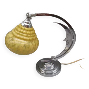 Lampe art-déco en métal