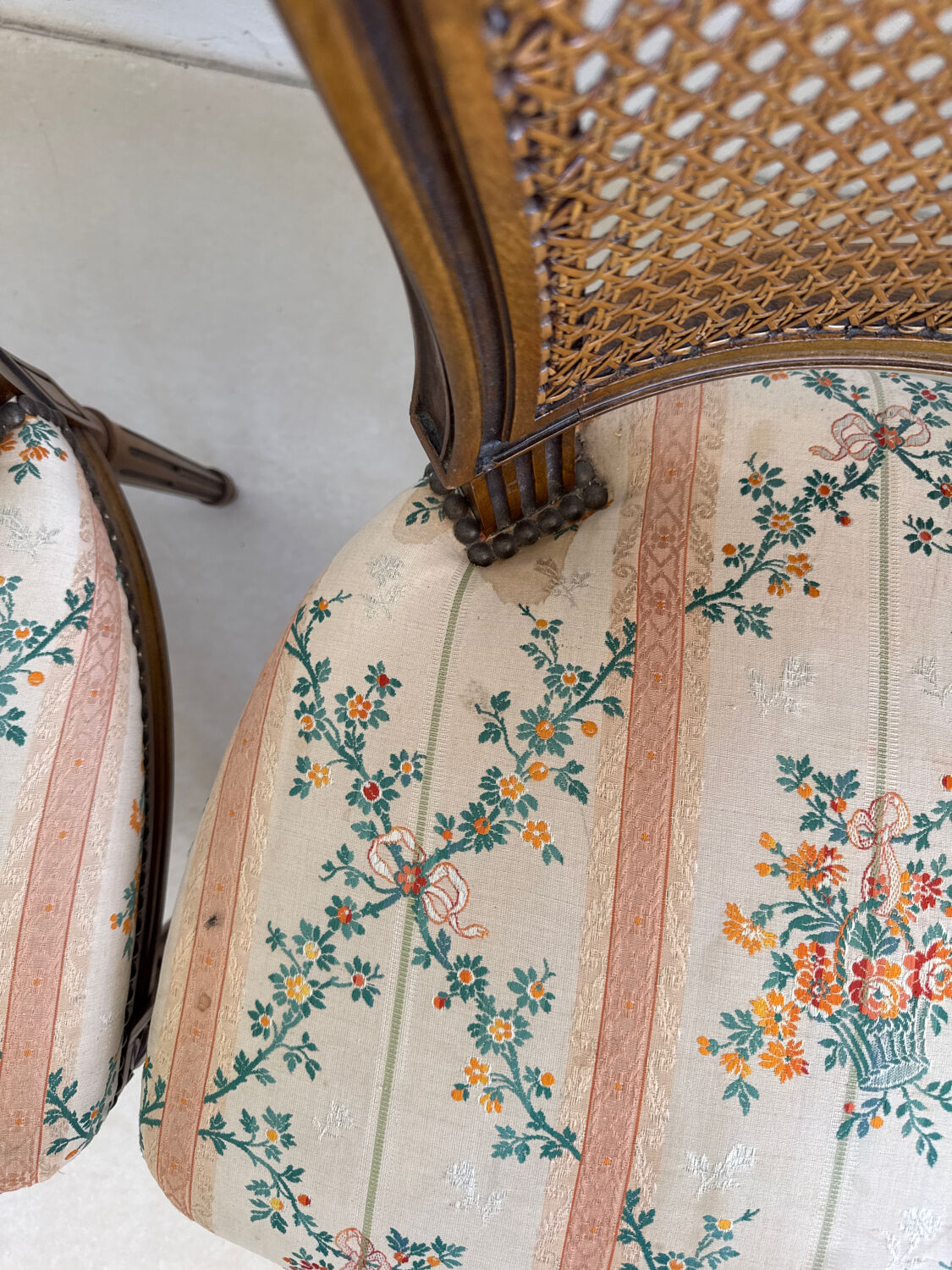 Lot of 4 Louis XVI chairs