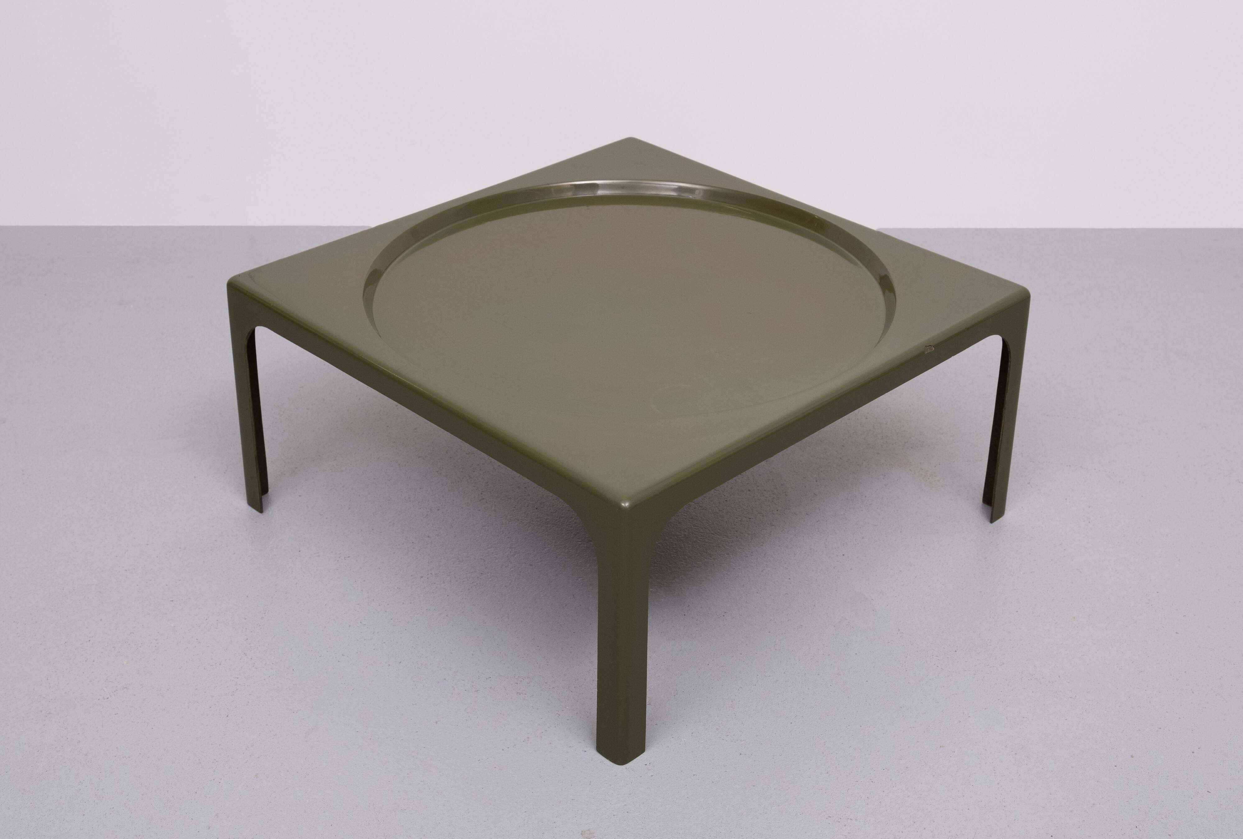 Marc Berthier Fiberglass Coffee table 1970s France