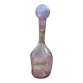 Bouteille en verre soufflé bullé, style verrerie Biot.