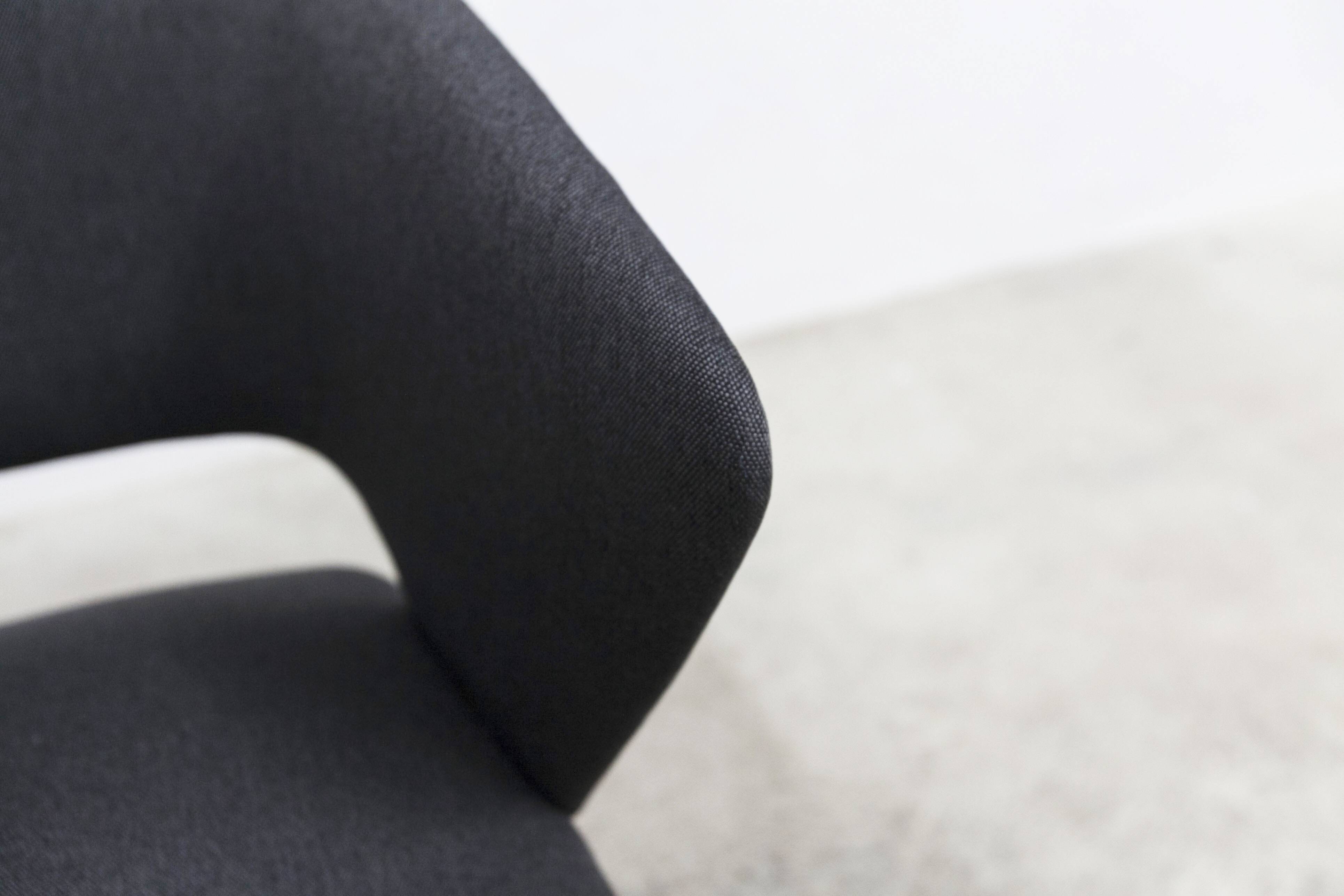 Fauteuil coquille 1958 Michel Ducaroy édition Roset restauré