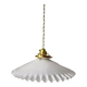 Suspension en opaline dentelée début XXème