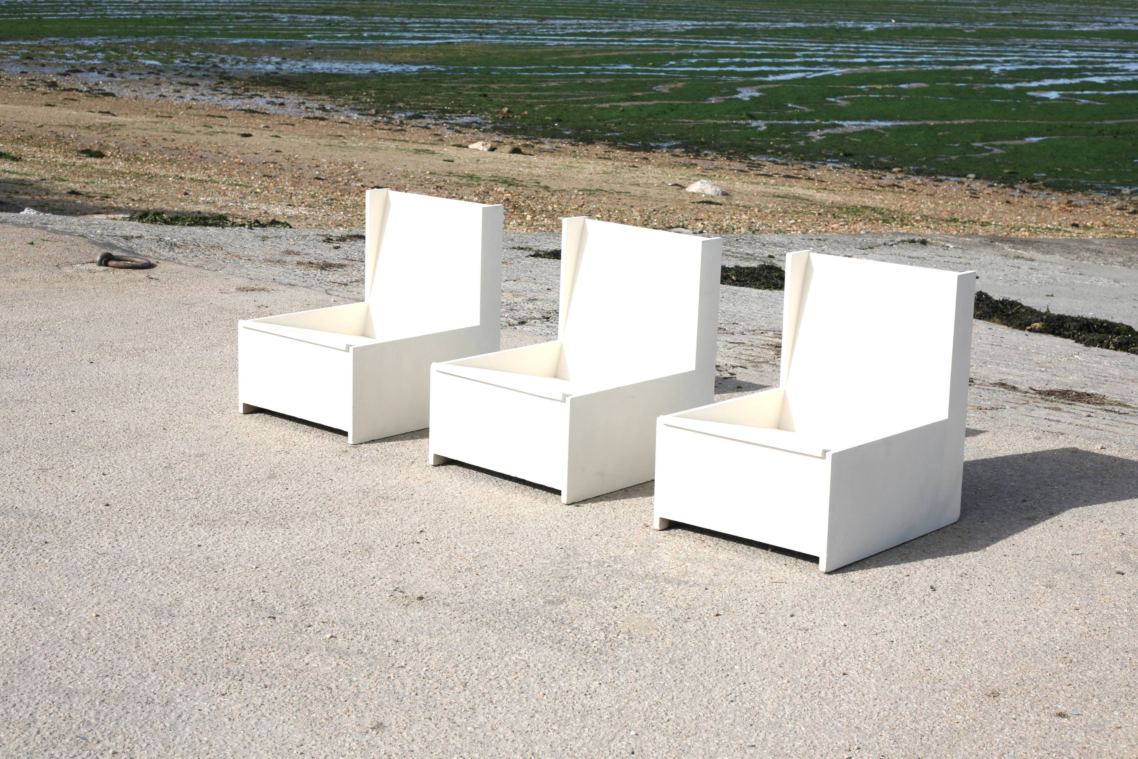 set de 3 fauteuils brutalistes, boit peint, années 60