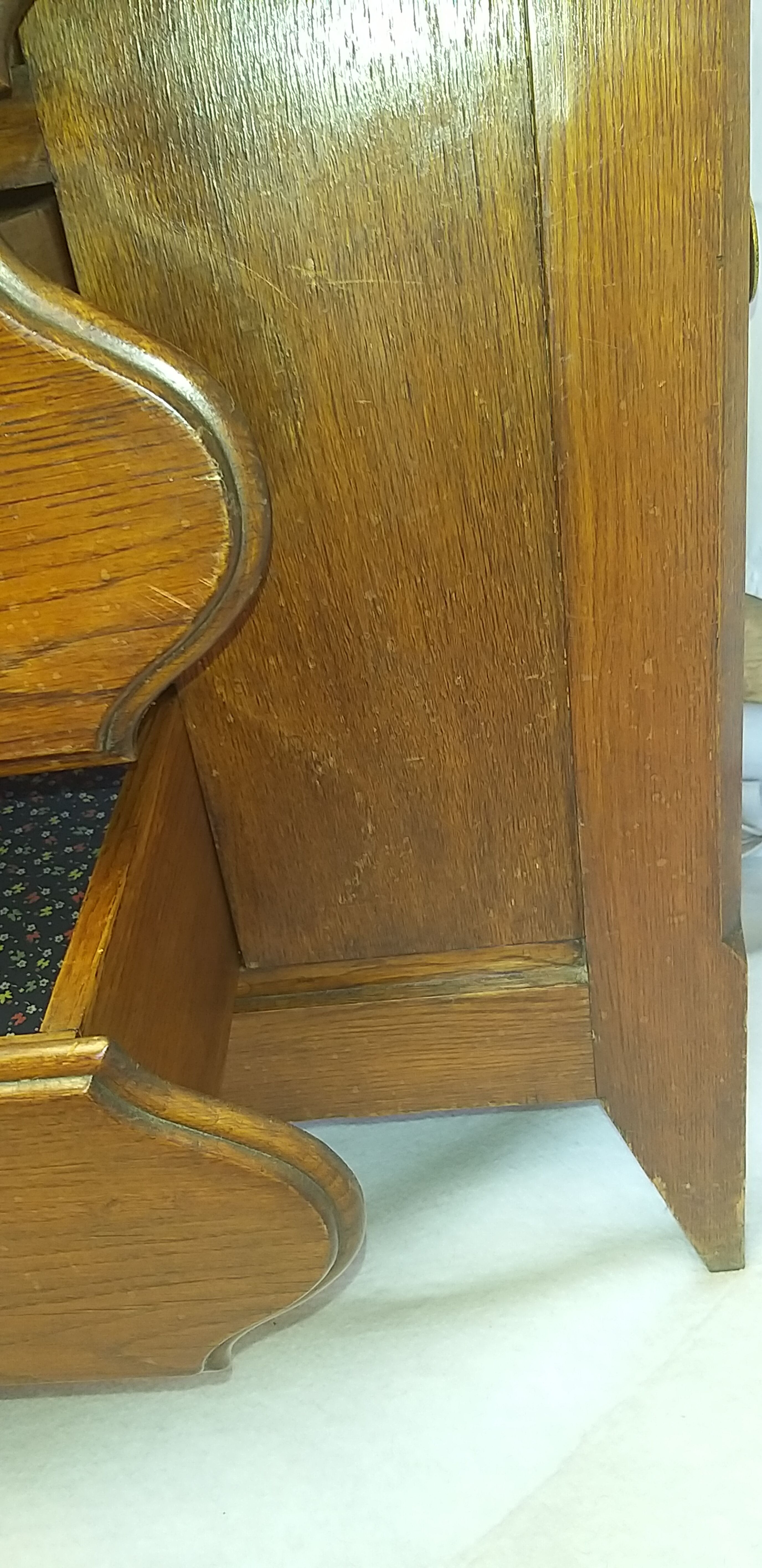 Commode 2 portes 3 tiroirs  en chêne