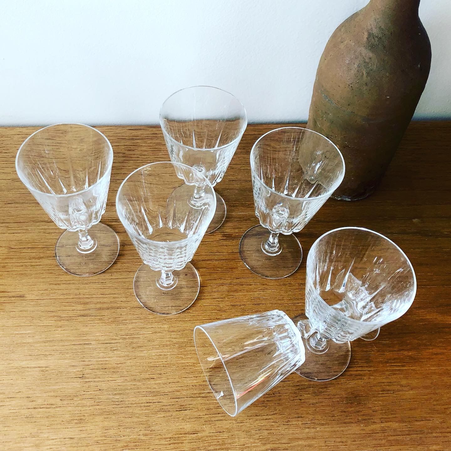 Set of 6 wine glasses