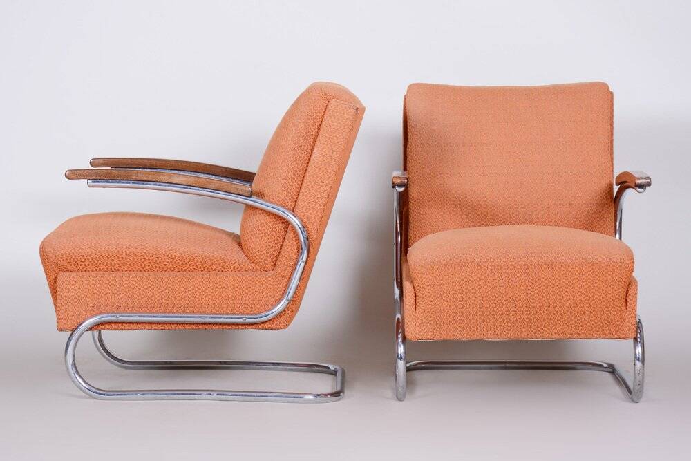 Ensemble de chaises à bras en chrome tubulaire Bauhaus attribuées à Mücke Melder, années 1930.