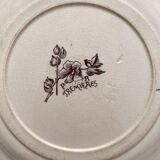 Assiette à dessert en terre de fer « Trémières » Salins