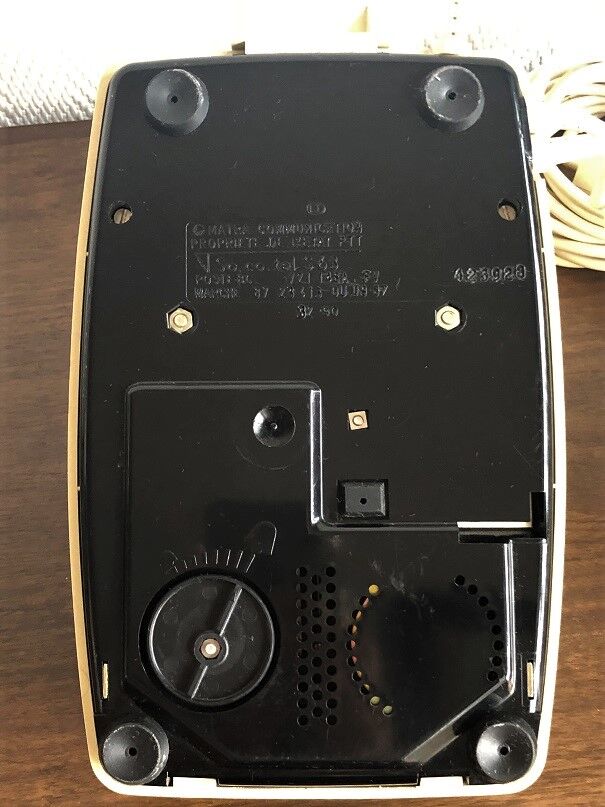 Socotel phone with keys from the 80s