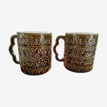 Large khaki cups with Portuguese ceramic relief