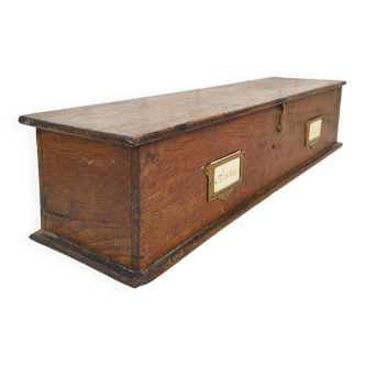 Varnished wooden box Hotel vintage storage