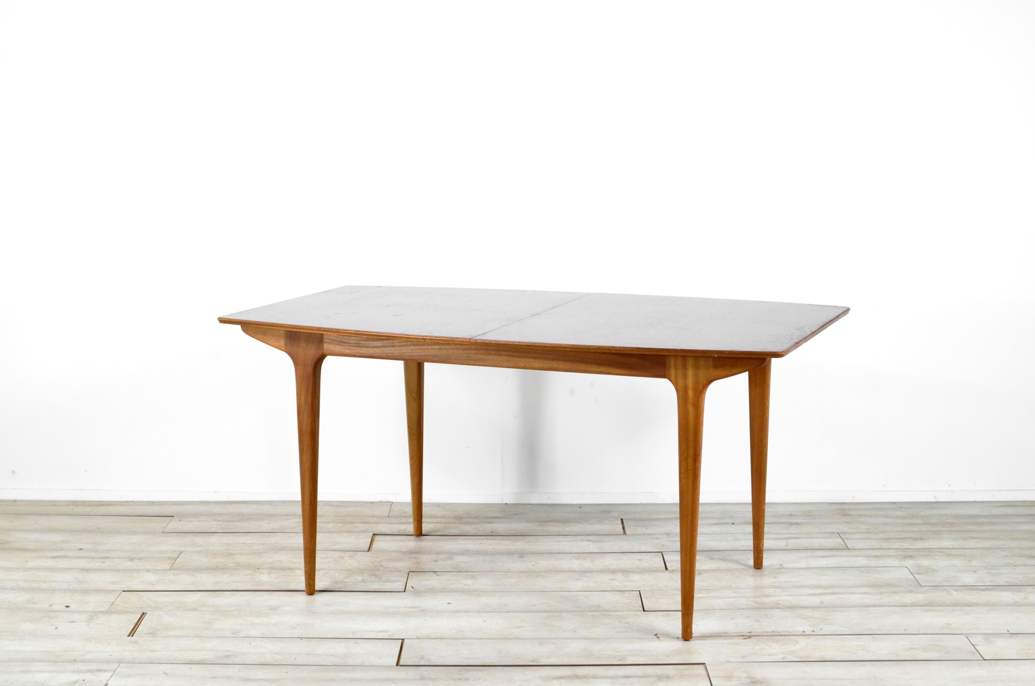 Midcentury Mcintosh Extending Table in Stunning Teak.  Modern / Retro / Danish style.