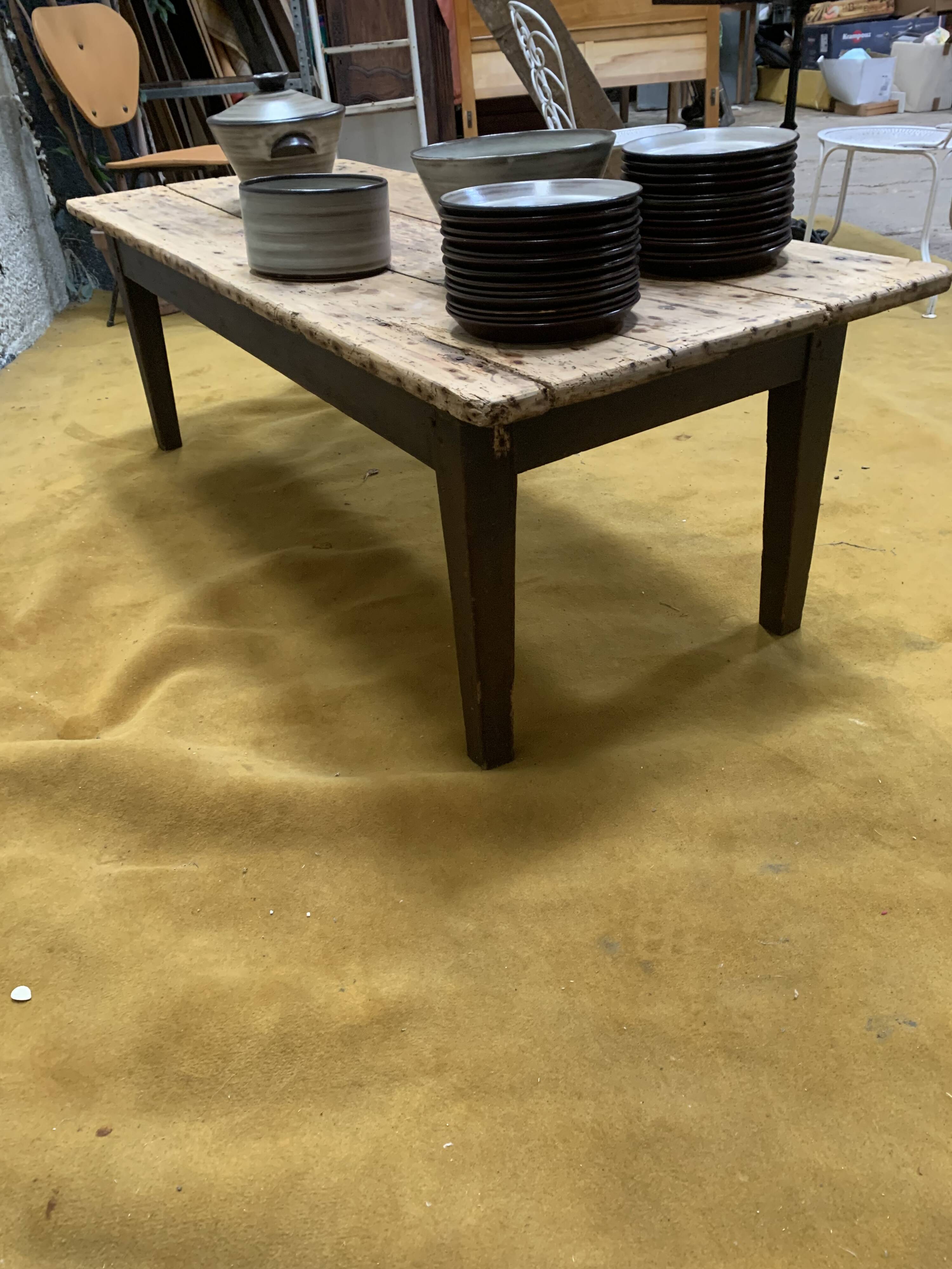 Countryside coffee table