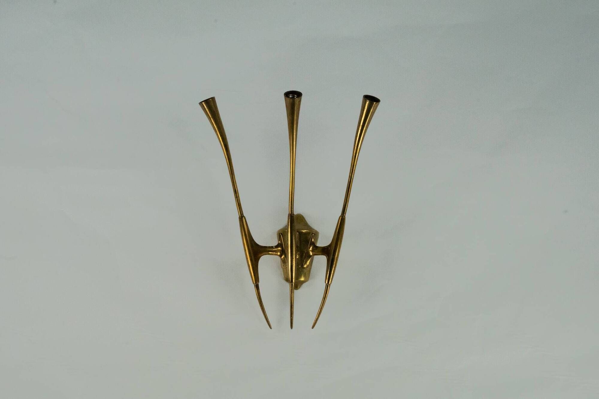 Single Brass Wall Sconce by Oscar Torlasco for Lumi Milano, Italy 1950s