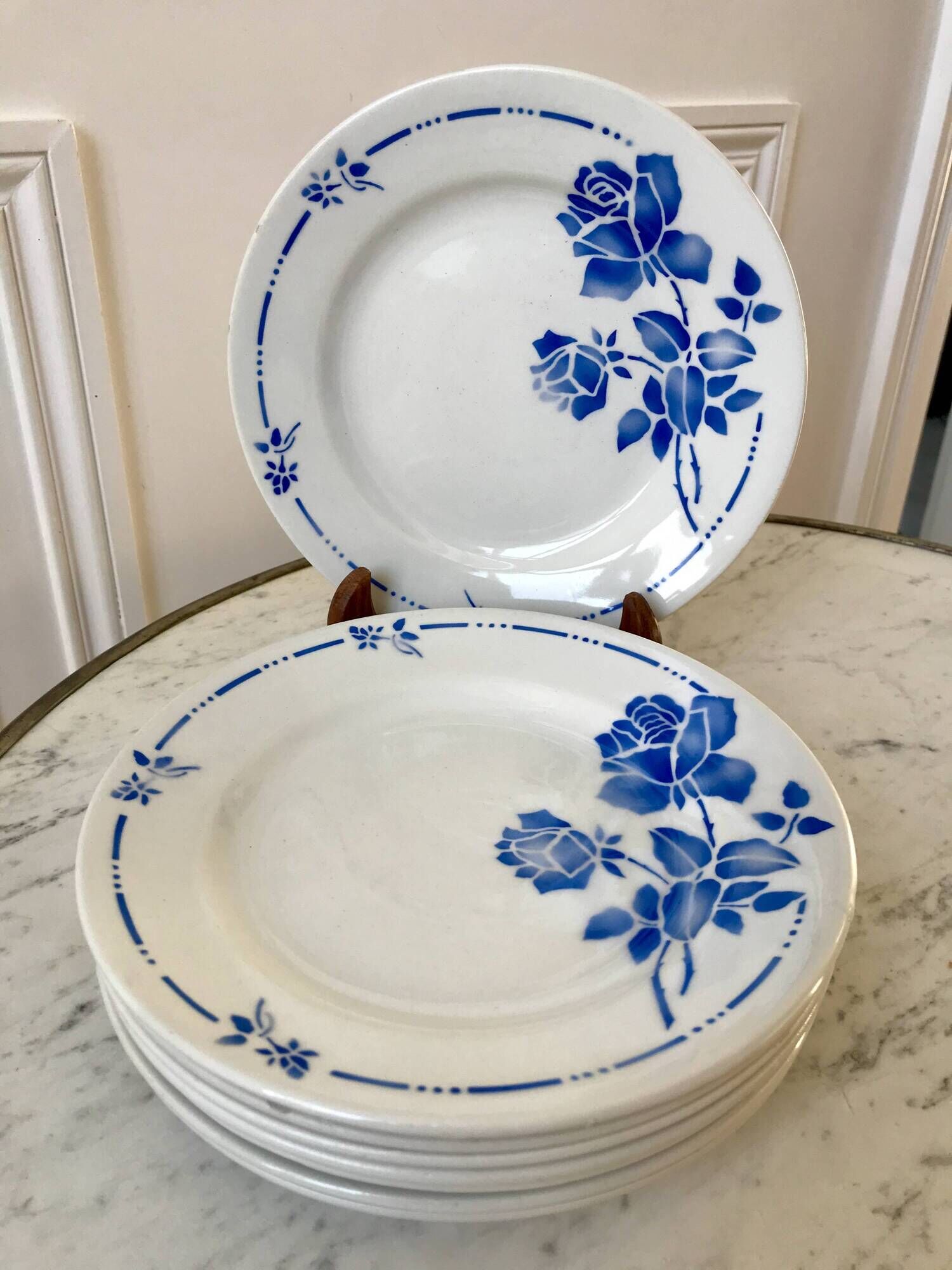 set of 8 St Amand dessert plates Gilbert model 50s