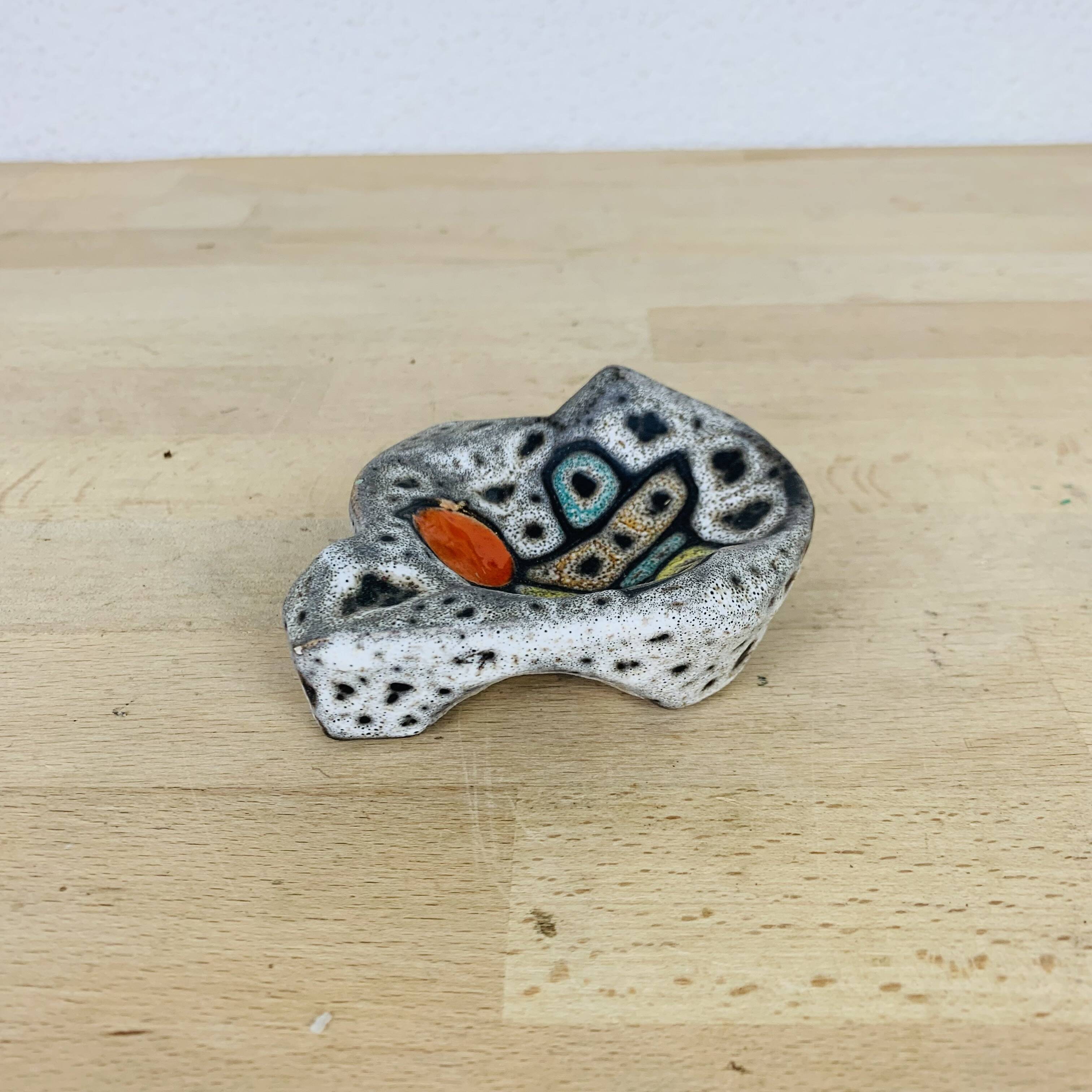 Ceramic pocket emptier by Marius Bessone in Vallauris, ashtray