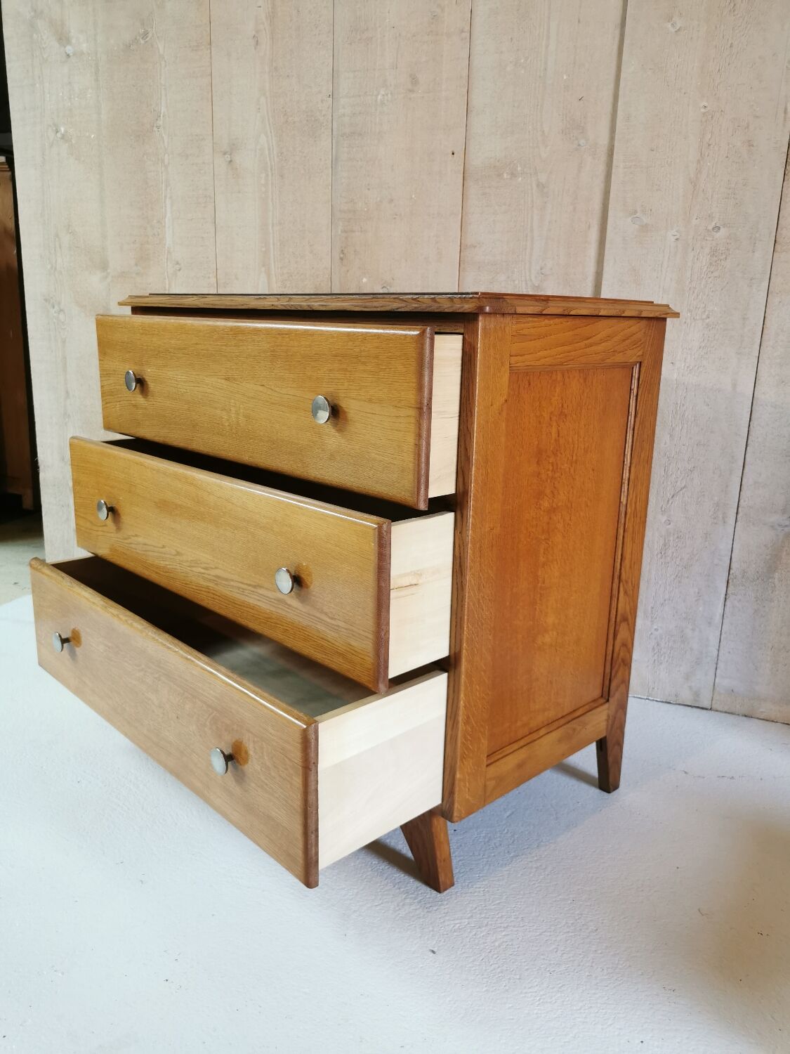 Commode vintage
