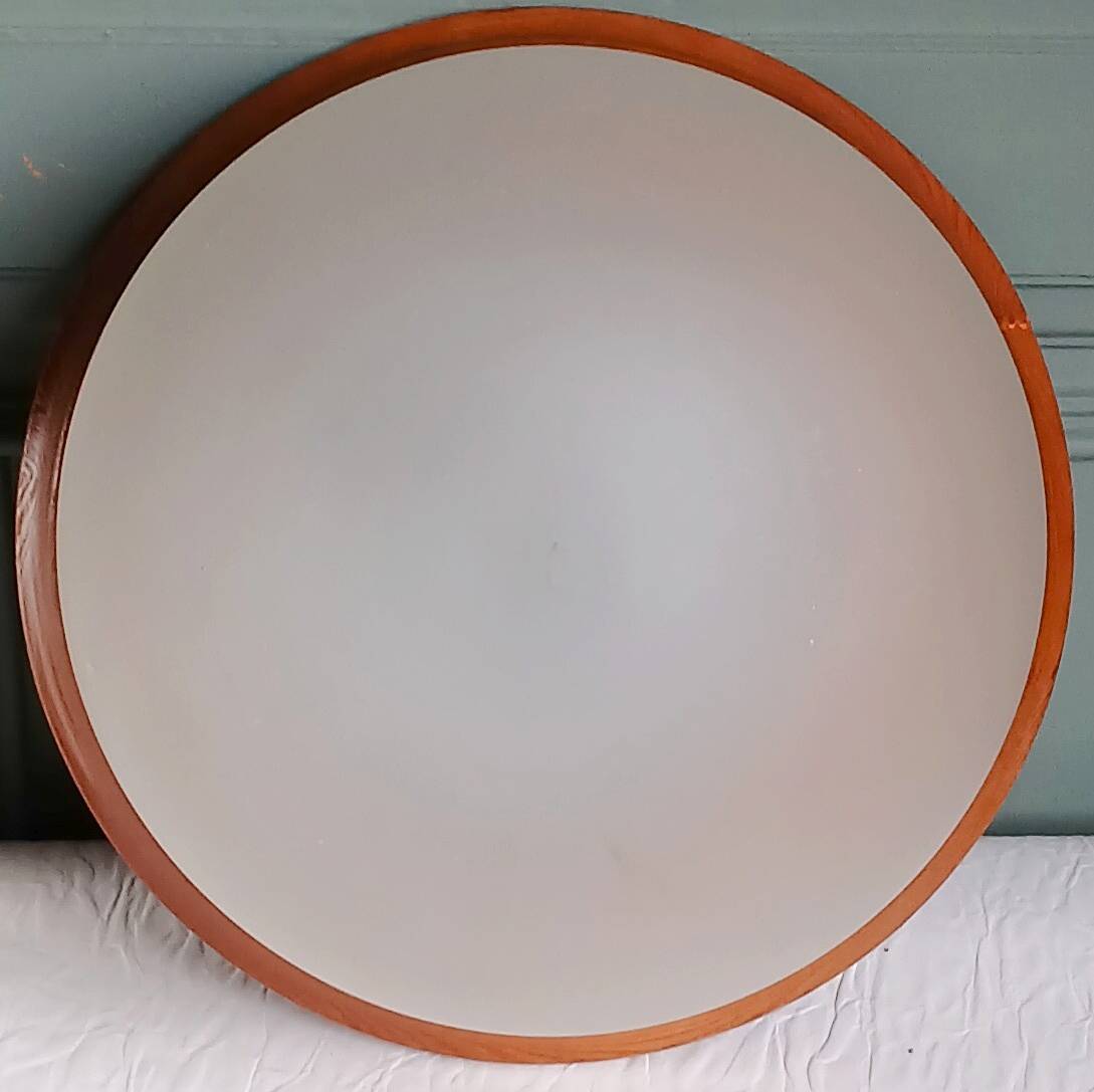 Mushroom lamp in solid pine and opal glass, circa 1980.