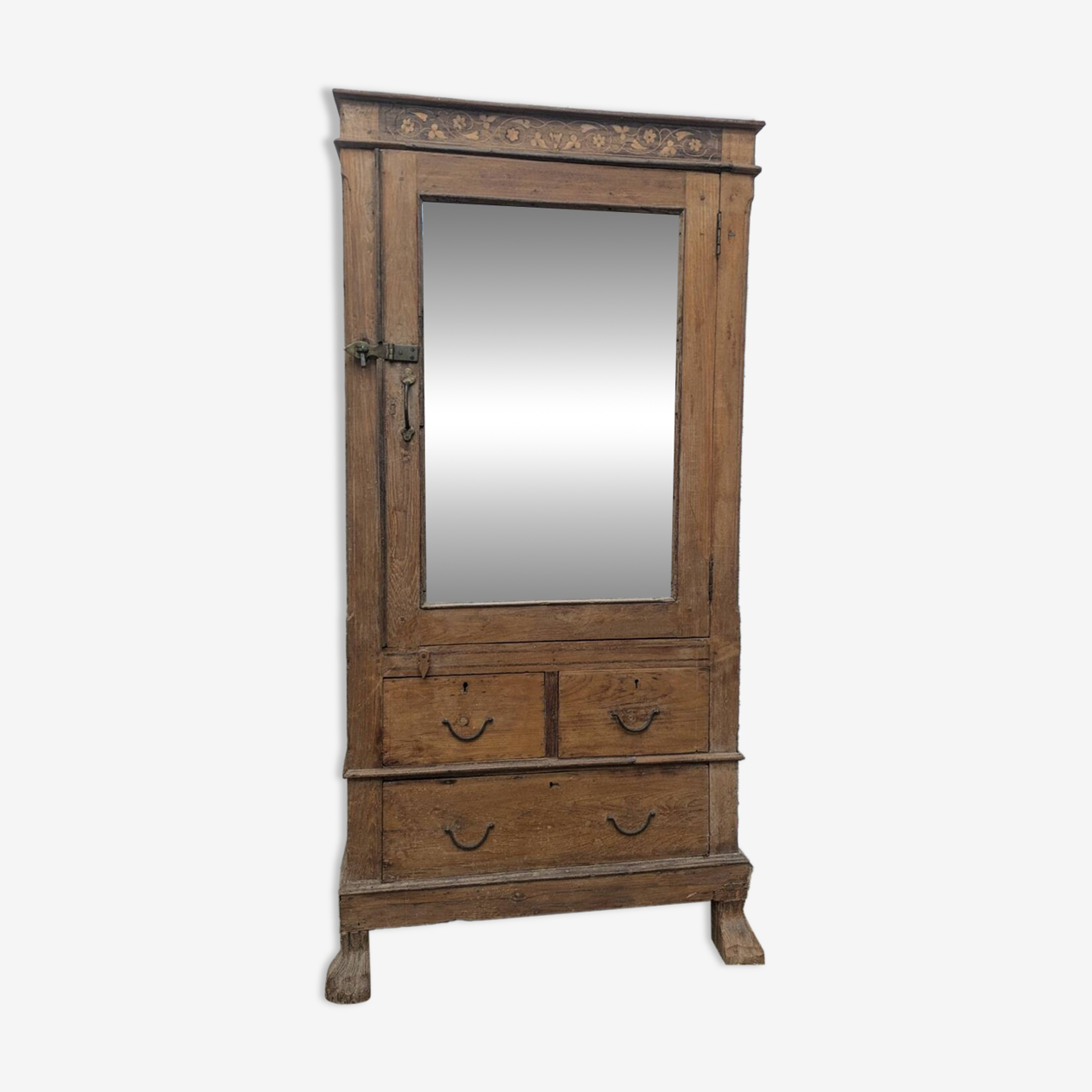Cream Painted Almirah Cabinet - 19th Century Cream Painted Almirah Cabinet - 19th Century
