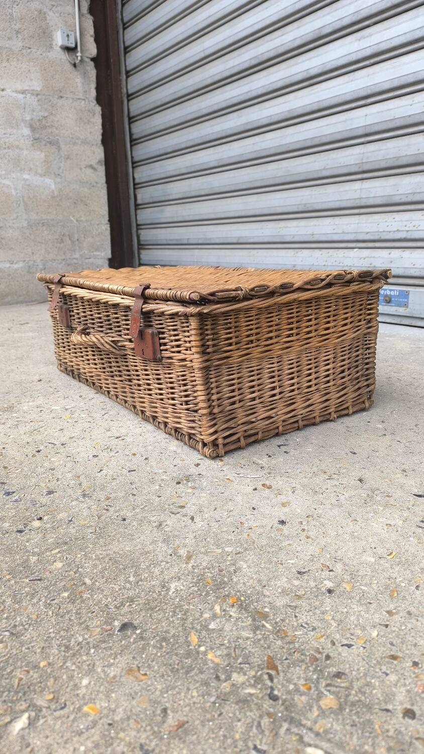 1930s wicker travel suitcase