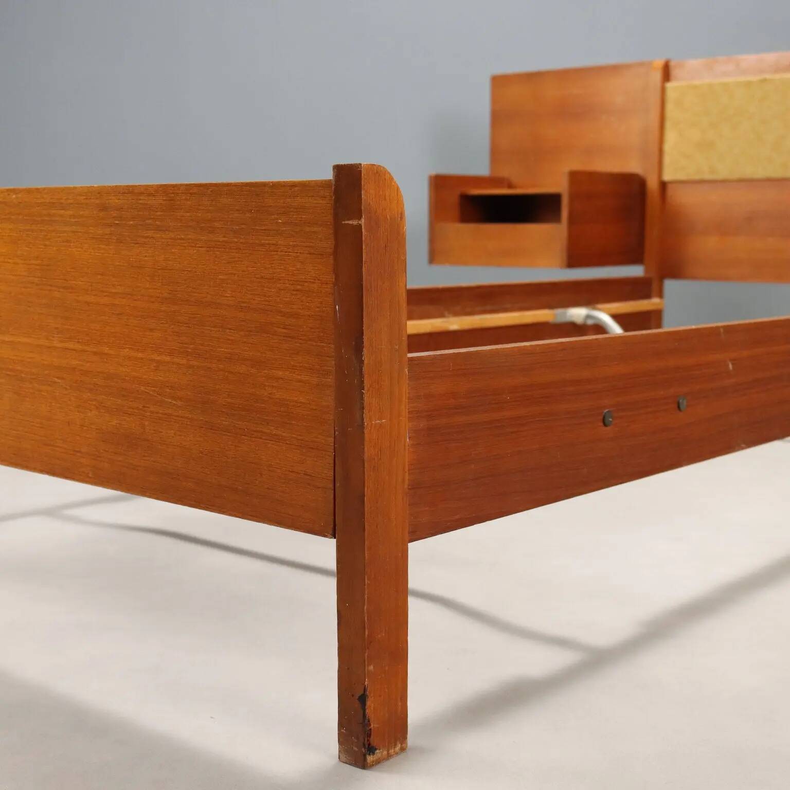 Lit vintage design with bedside table, teak veneer, fabric, 1960s.
