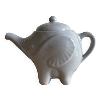 Elephant teapot