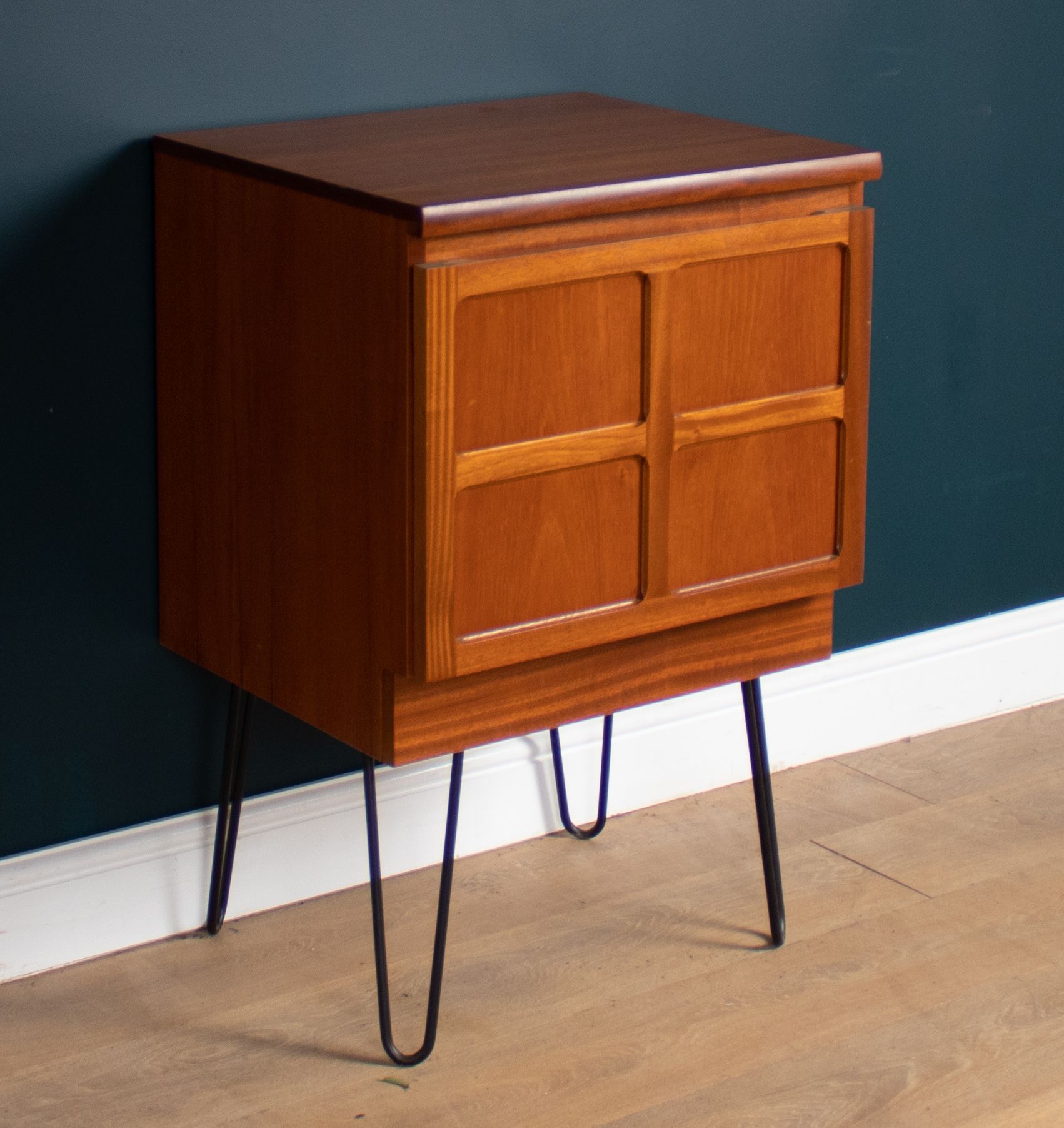 Restored Teak Retro 1960s Nathan Squares Lamp Table Cabinet Hair Pin Legs