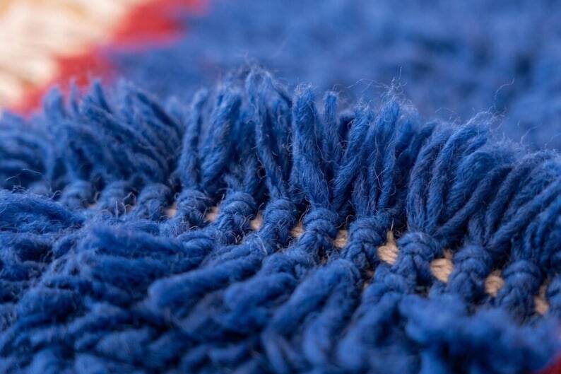 Natural wool rug, handwoven, traditional artisan, size 3/4 m.