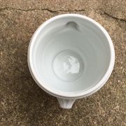 Cache pot moutardier ou saucière en porcelaine blanche