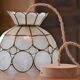 Suspension en nacre et laiton forme fleur