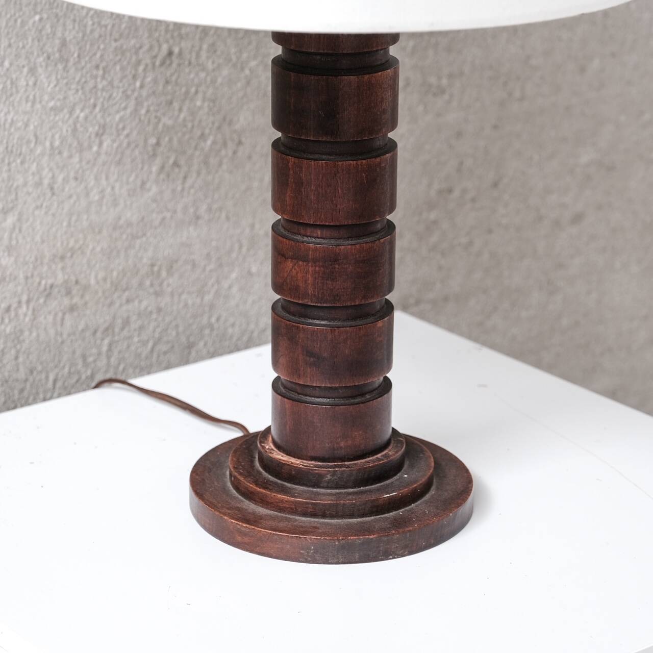Turned oak art deco french table lamp