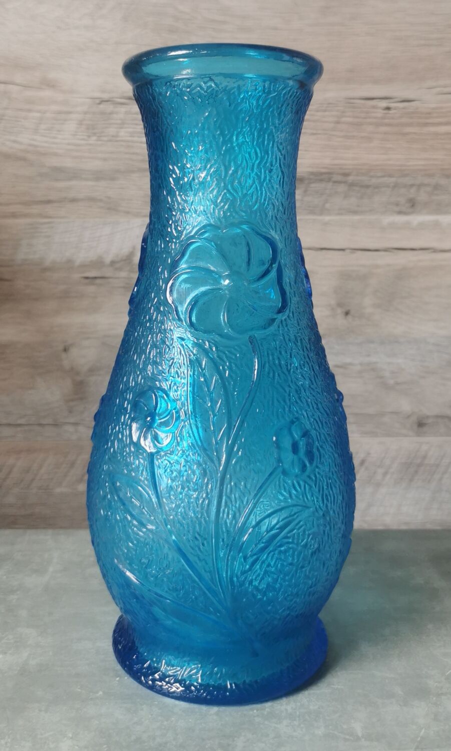 Italy molded glass vase