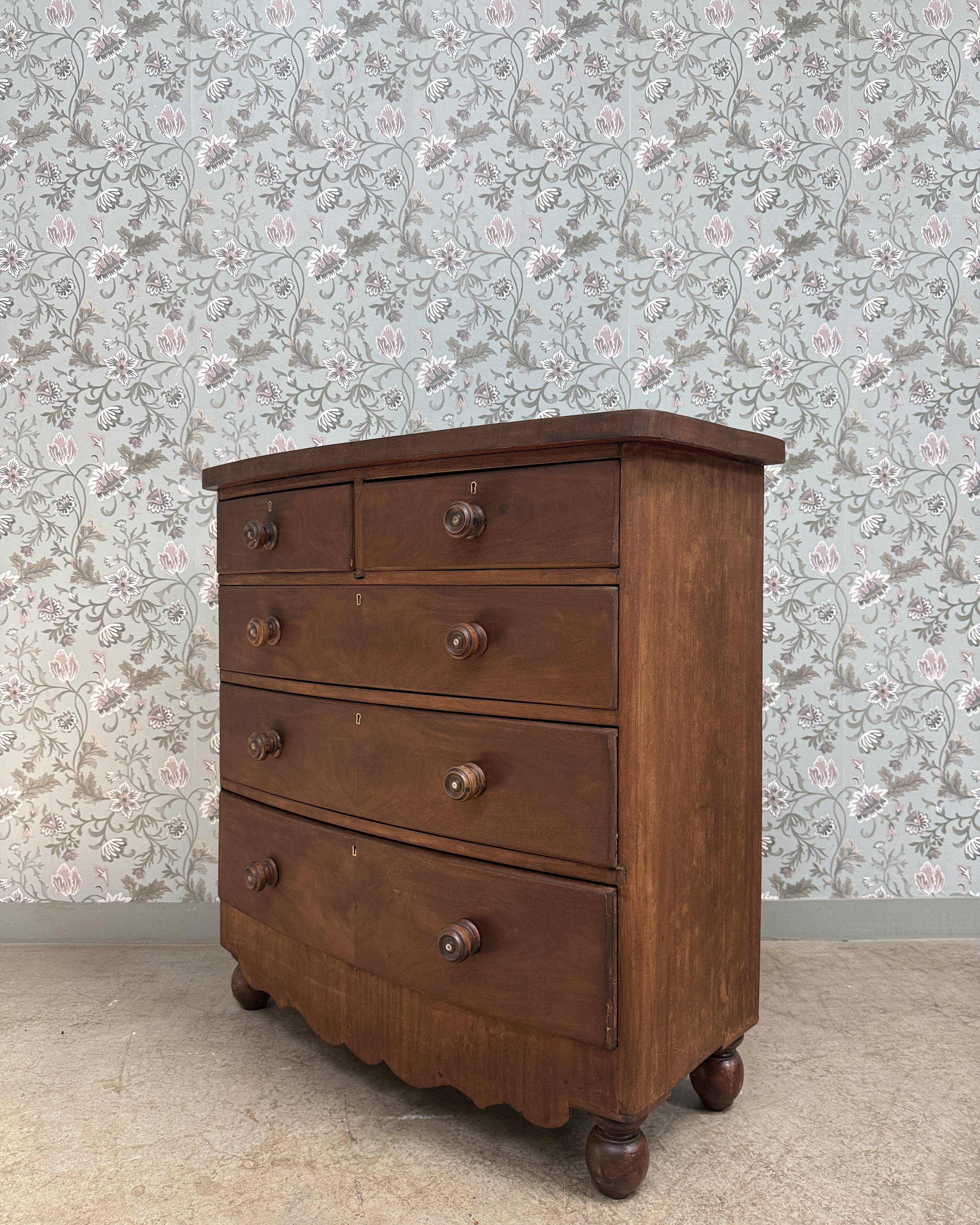 Large antique English chest of drawers (renovated)