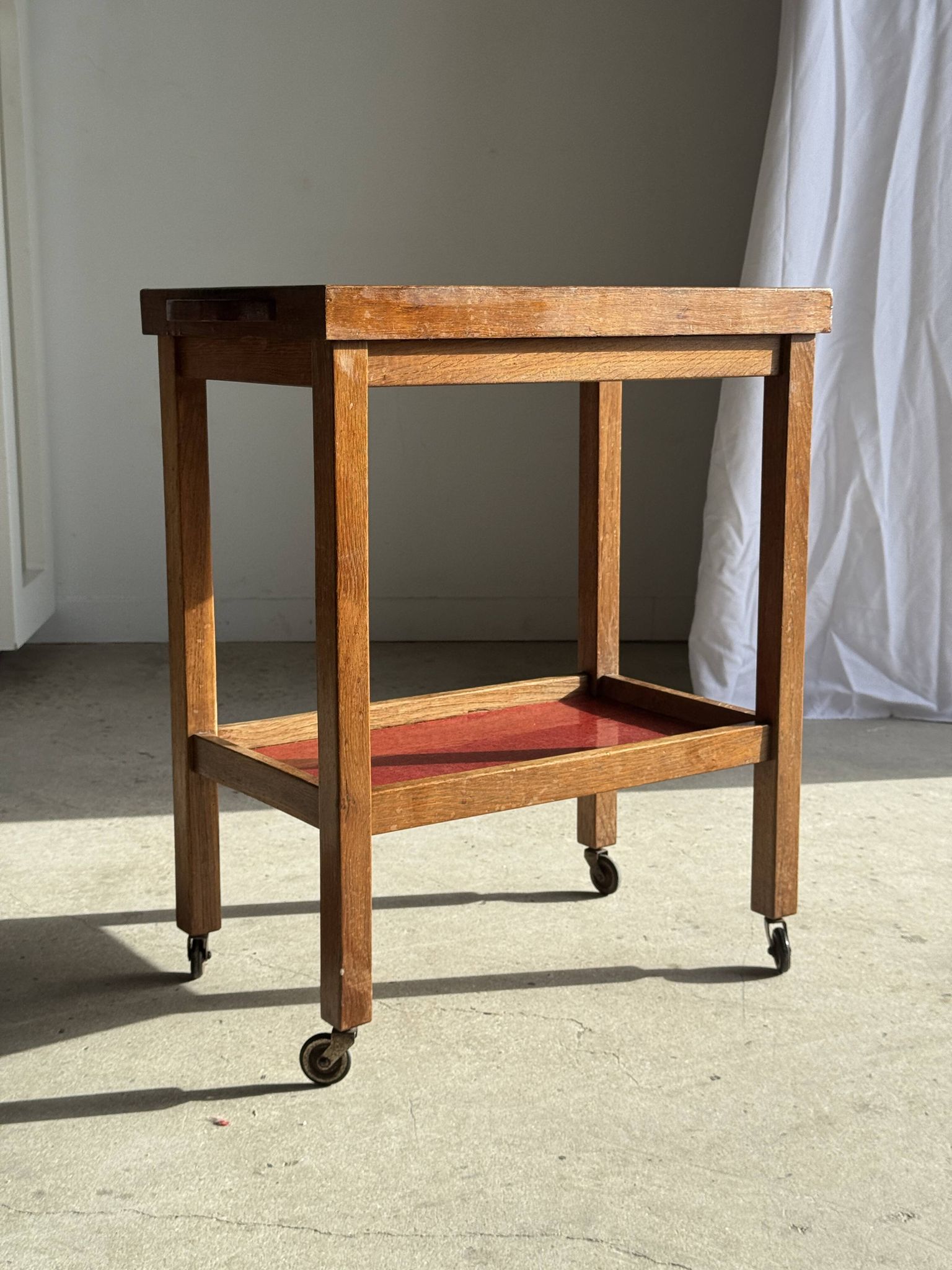 Wooden rolling trolley with removable top H66 75x35