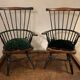 Chaises de poupées anciennes