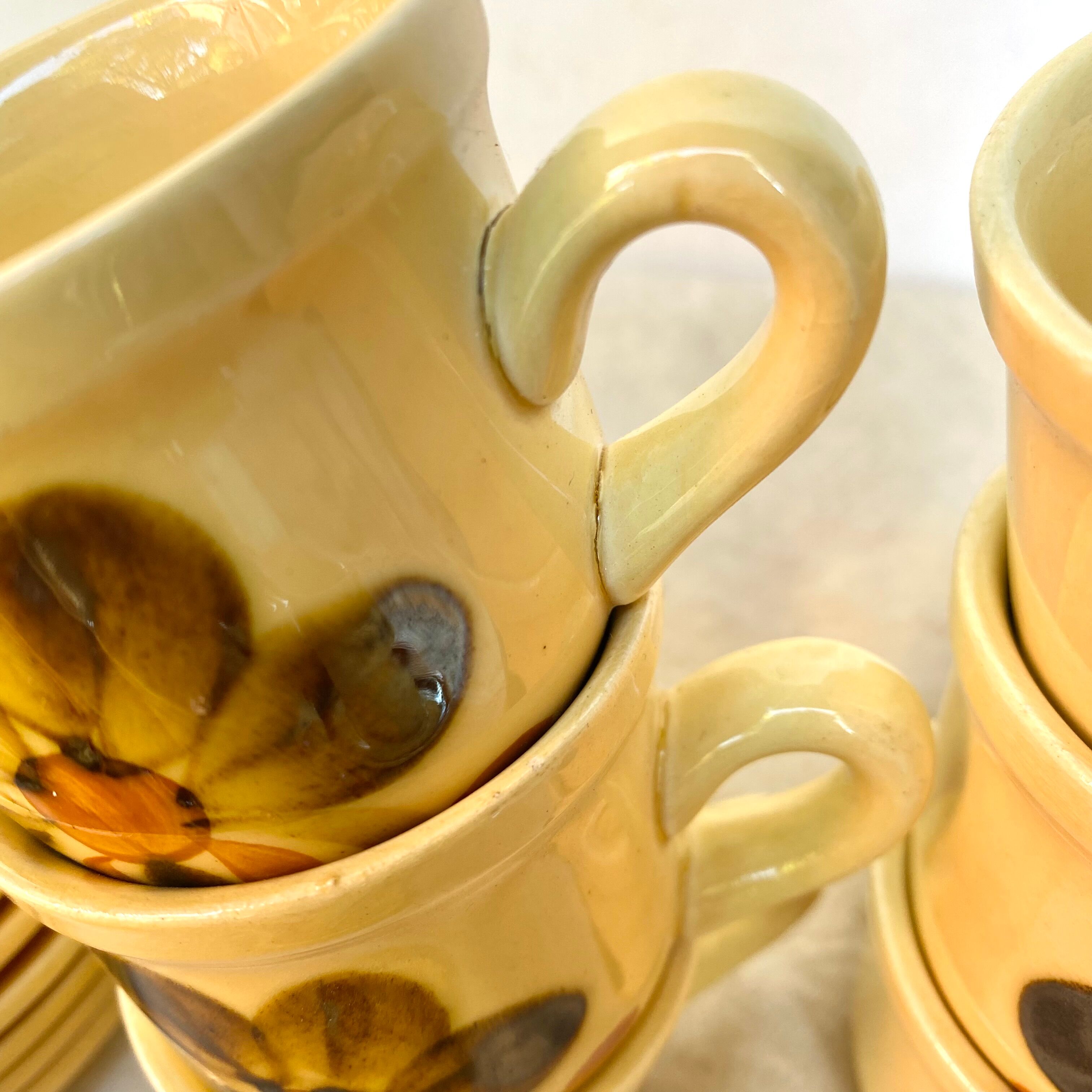 Vintage porcelain cups from Gien "Bamako"