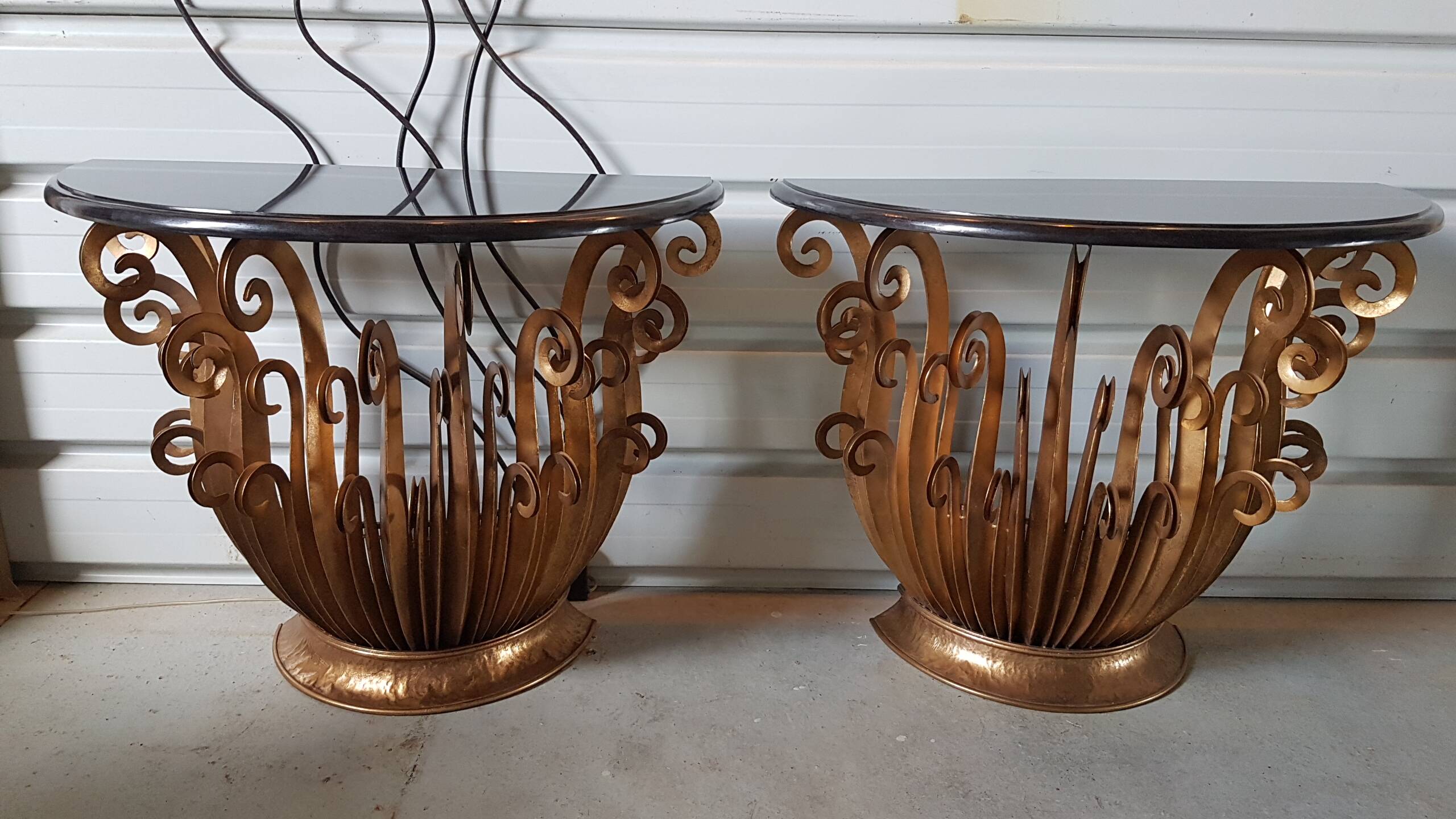 Paire de console aux fougeres