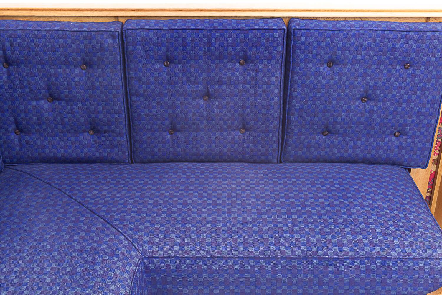 Guillerme and Chambron corner bench