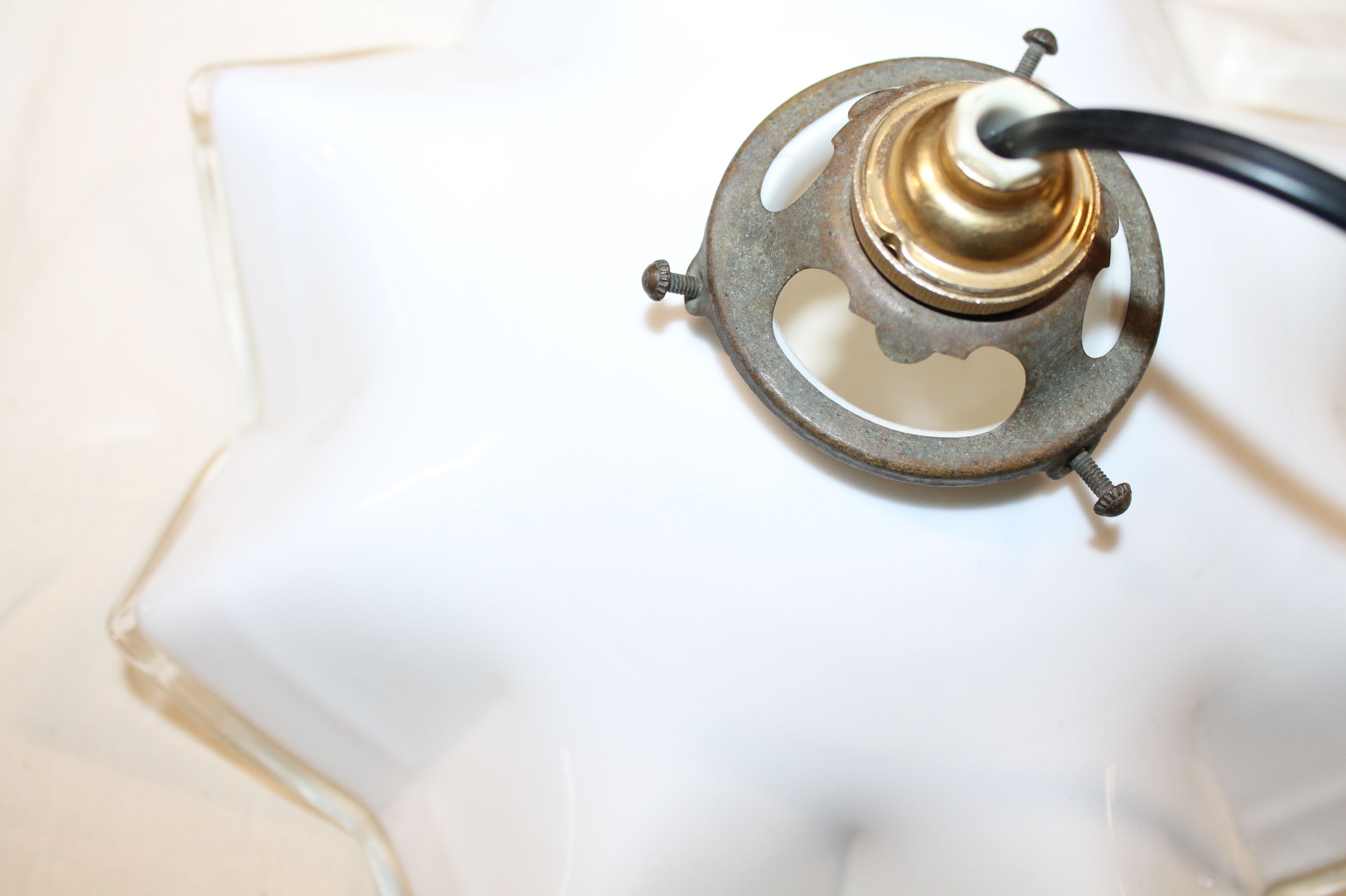 Opaline hanging lamp